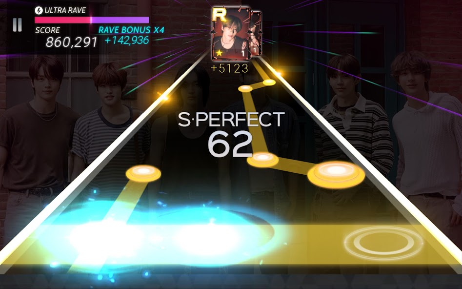 SUPERSTAR SMTOWN screenshot 2